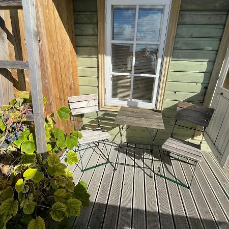 Vaeike-liiva アパート ハープサル